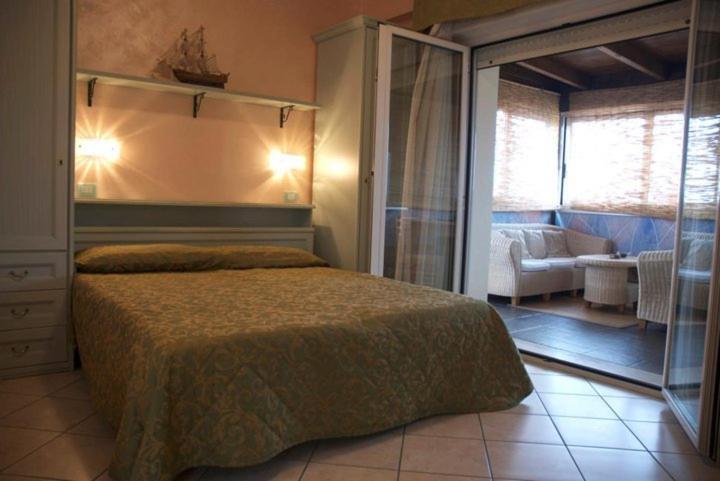 Hotel Residence Veliero Риччоне Экстерьер фото