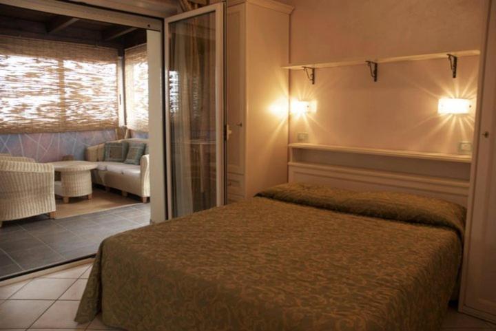 Hotel Residence Veliero Риччоне Экстерьер фото